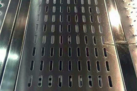 冲孔板排水板